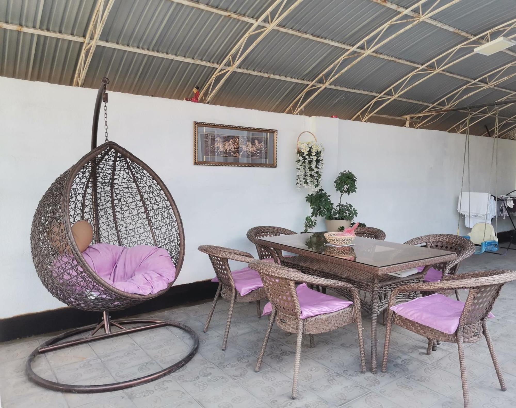 Homestay Jaisel Bishkek Exterior foto